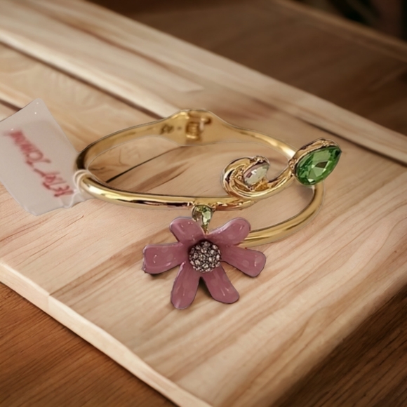 Betsey Johnson Daisy Aurora Borealis Clamper Spring Hinge Gold Bangle Bracelet - Picture 14 of 14